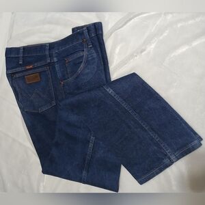 Men's Wrangler® 31MWZPW Cowboy Cut Relaxed Fit Jean EUC